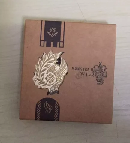 Official Monster Hunter Wilds emblem badge metal ( PREORDER BONUS HK )